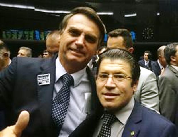 Deputado diz que cassação de Bolsonaro é armação do PT - Assessoria